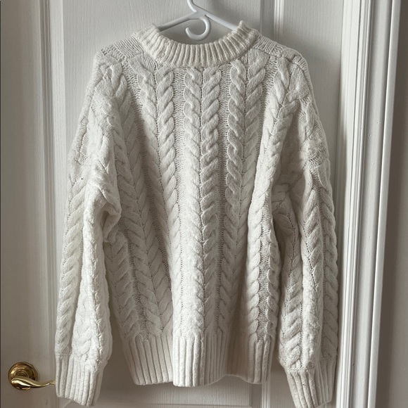 Ardene Classic White Cable Knit Sweater - Picture 2 of 3